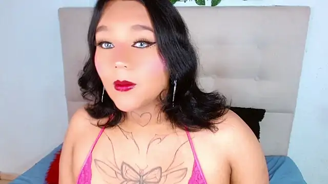 Snapshot of SalomeMiranda chatting on 07-22-26, 02:47 SalomeMiranda online show from 07-22-26, 02:47