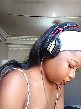 P1nk Paige online show from 07-22-26, 11:35