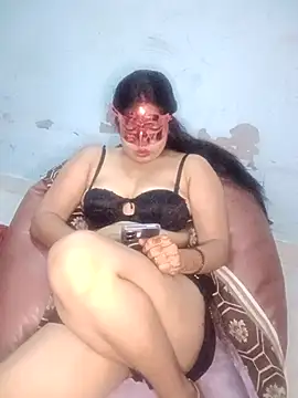 Snapshot of Komal_hot76 chatting on 07-30-26, 04:28 Komal hot76 online show from 07-30-26, 04:28