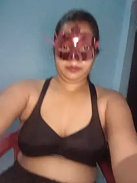 Snapshot of Komal_hot76 chatting on 08-02-26, 05:00 Komal hot76 online show from 08-02-26, 05:00