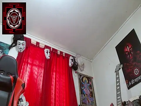 Amanda Valeska online show from 09-25-25, 04:11