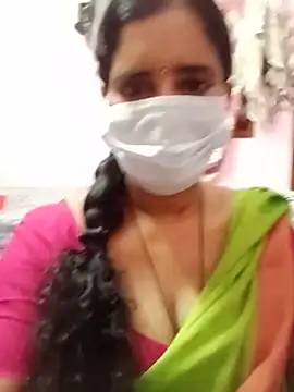 radhika78990 online show from 07-23-26, 02:48