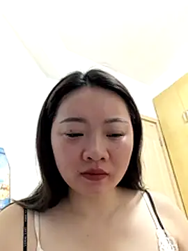 Snapshot of innnnn- chatting on 07-23-26, 12:13 innnnn- online show from 07-23-26, 12:13