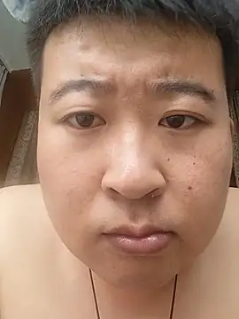 Snapshot of Qiqimowang chatting on 07-24-26, 03:26 Qiqimowang online show from 07-24-26, 03:26