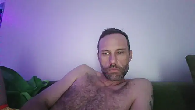 Snapshot of TeaBoner69 chatting on 08-02-26, 02:32 TeaBoner69 online show from 08-02-26, 02:32