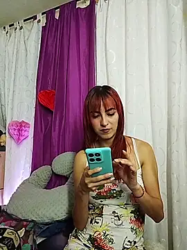 jessierocketx online show from 03-12-26, 07:42