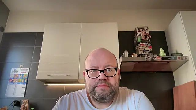 Snapshot of theitalianbear chatting on 01-14-26, 01:50 theitalianbear online show from 01-14-26, 01:50