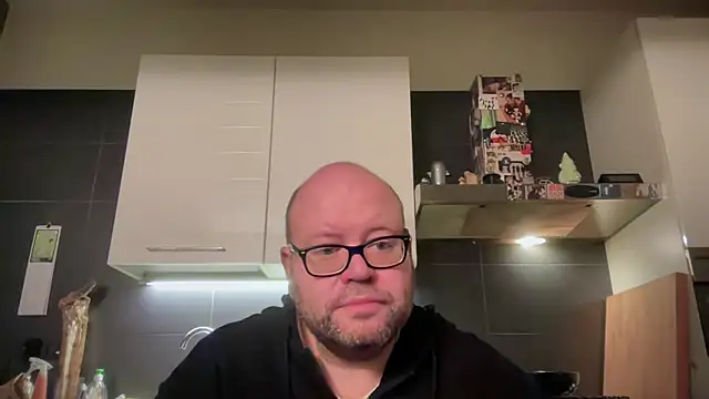 Snapshot of theitalianbear chatting on 03-02-26, 05:08 theitalianbear online show from 03-02-26, 05:08