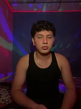 Eduardosexy  online show from 08-08-26, 12:13