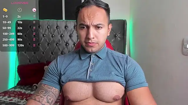 Snapshot of mrloganfuck1 chatting on 05-20-26, 05:35 mrloganfuck1 online show from 05-20-26, 05:35