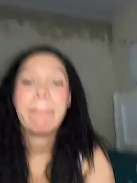 Snapshot of rossy_0103 chatting on 07-31-26, 05:40 rossy 0103 online show from 07-31-26, 05:40