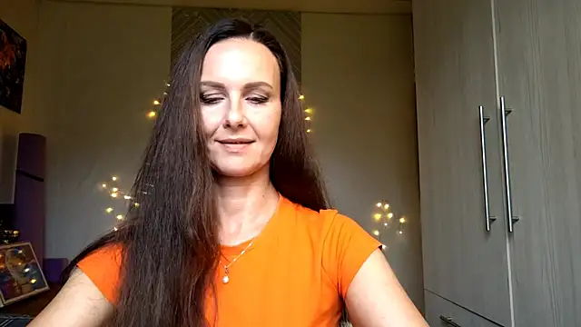 VictoriaBennettt online show from 08-02-26, 06:12