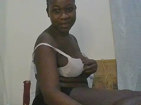 Snapshot of black_queenberry chatting on 07-31-26, 08:19 black queenberry online show from 07-31-26, 08:19