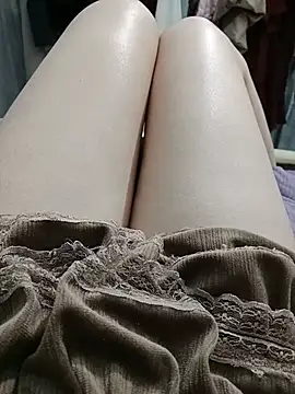 Snapshot of Truc_miu5 chatting on 08-04-26, 12:30 Truc miu5 online show from 08-04-26, 12:30