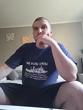 Snapshot of BigSilkCock chatting on 08-07-26, 03:03 BigSilkCock online show from 08-07-26, 03:03