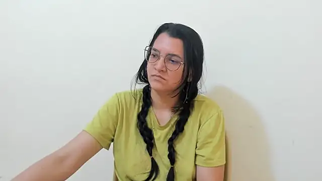 MARILYN GARCIA online show from 01-05-26, 05:27