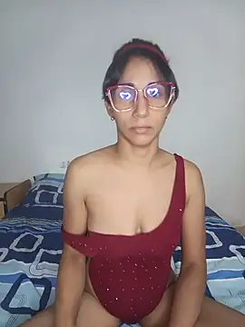 Snapshot of kira69167 chatting on 08-10-26, 03:32 kira69167 online show from 08-10-26, 03:32