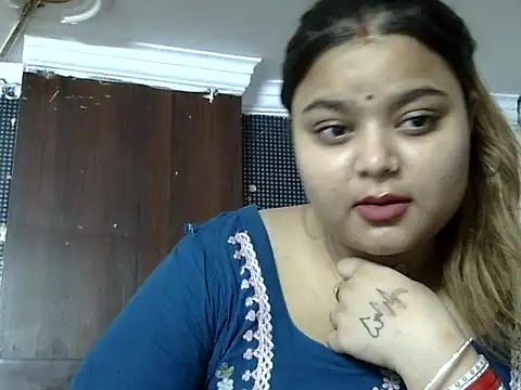 Snapshot of Sexy-radhika69 chatting on 08-09-26, 09:25 Sexy-radhika69 online show from 08-09-26, 09:25