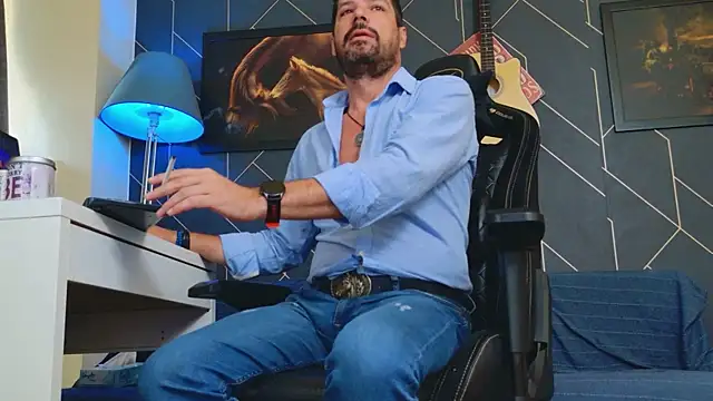 ChrisKox online show from 09-15-25, 06:13