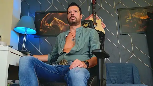 ChrisKox online show from 09-23-25, 05:10