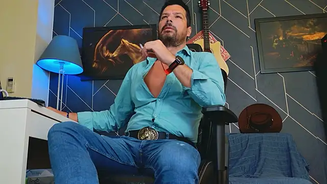 ChrisKox online show from 09-28-25, 01:11