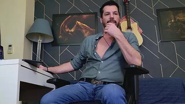 ChrisKox online show from 01-12-26, 02:28