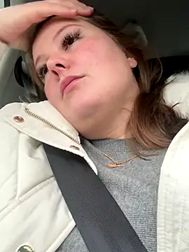 Snapshot of BootyLola chatting on 11-28-25, 08:39 BootyLola online show from 11-28-25, 08:39