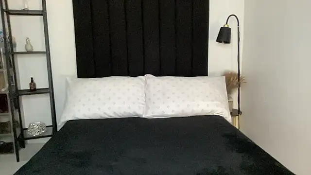 your bianca69 online show from 02-15-26, 07:51