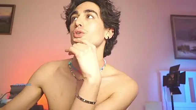 AlanDeNavarre online show from 03-05-25, 12:49