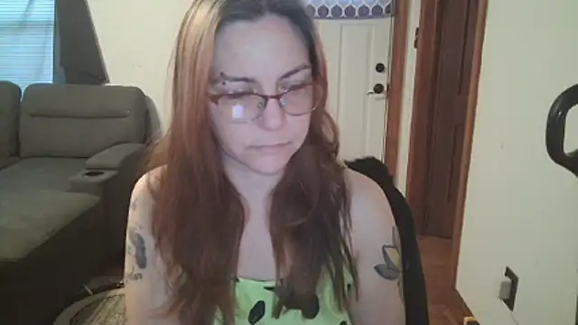 Snapshot of SweetAriesXO chatting on 02-06-26, 01:36 SweetAriesXO online show from 02-06-26, 01:36