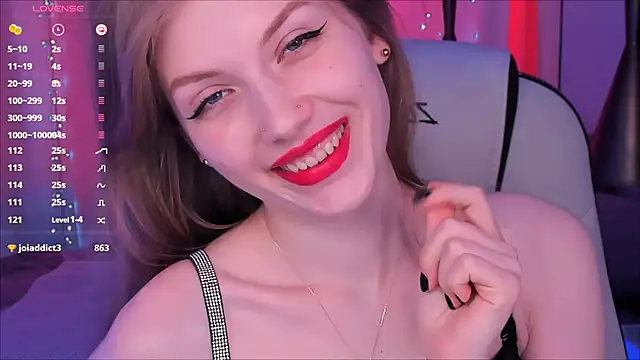 Snapshot of DakotaMabs chatting on 12-20-24, 10:05 DakotaMabs online show from 12-20-24, 10:05