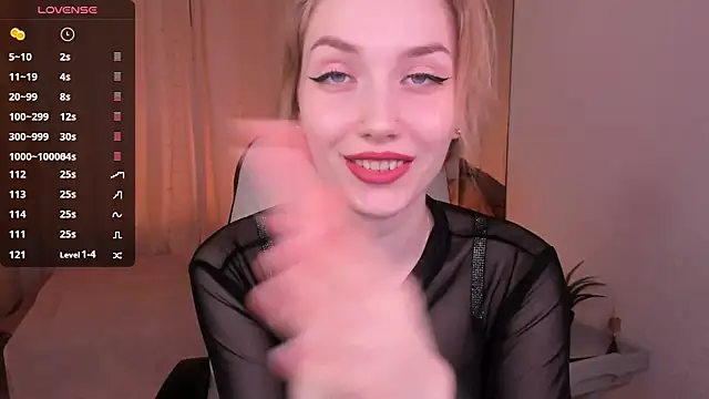 Snapshot of DakotaMabs chatting on 02-03-25, 10:25 DakotaMabs online show from 02-03-25, 10:25