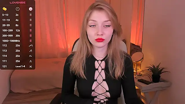 Snapshot of DakotaMabs chatting on 03-11-25, 09:45 DakotaMabs online show from 03-11-25, 09:45