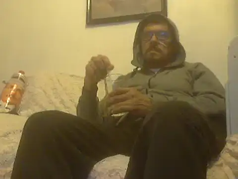 Snapshot of el_principe_hot chatting on 03-09-25, 05:33 el principe hot online show from 03-09-25, 05:33