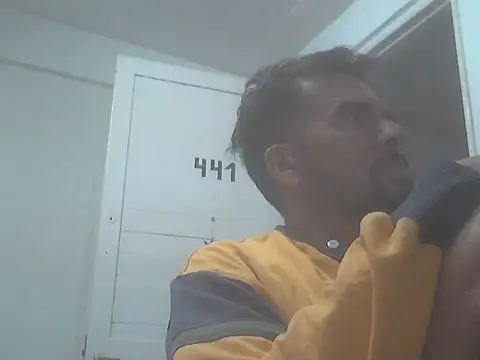 Snapshot of el_principe_hot chatting on 10-31-25, 03:07 el principe hot online show from 10-31-25, 03:07