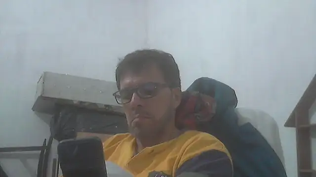 Snapshot of el_principe_hot chatting on 04-16-26, 04:57 el principe hot online show from 04-16-26, 04:57