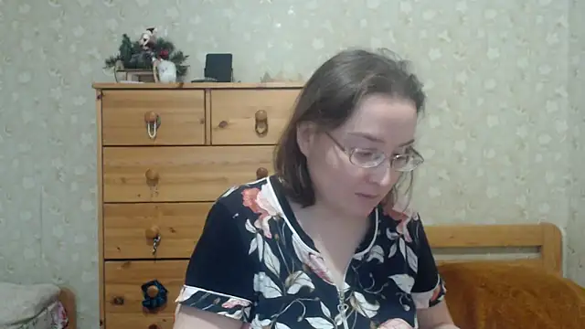 Smart Rose online show from 02-12-26, 01:50