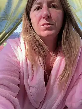 Snapshot of Natali_UA chatting on 03-17-25, 09:01 Natali UA online show from 03-17-25, 09:01