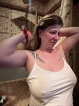 Snapshot of Natali_UA chatting on 03-18-25, 05:09 Natali UA online show from 03-18-25, 05:09