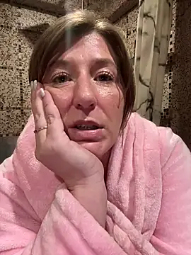 Snapshot of Natali_UA chatting on 03-18-25, 04:37 Natali UA online show from 03-18-25, 04:37