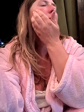 Snapshot of Natali_UA chatting on 09-12-25, 05:02 Natali UA online show from 09-12-25, 05:02