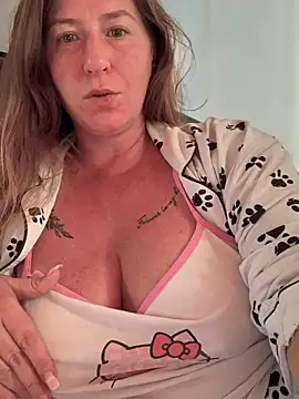 Snapshot of Natali_UA chatting on 09-23-25, 05:32 Natali UA online show from 09-23-25, 05:32