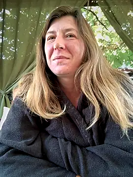 Snapshot of Natali_UA chatting on 09-26-25, 05:22 Natali UA online show from 09-26-25, 05:22