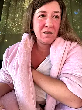 Snapshot of Natali_UA chatting on 10-12-25, 11:42 Natali UA online show from 10-12-25, 11:42