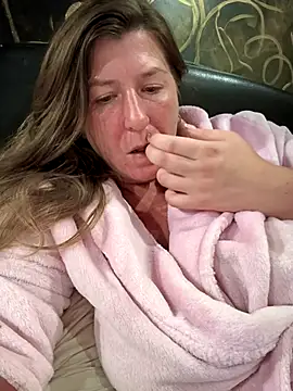 Snapshot of Natali_UA chatting on 10-19-25, 06:19 Natali UA online show from 10-19-25, 06:19