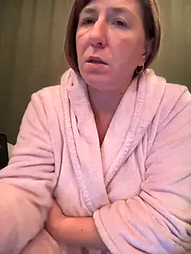 Snapshot of Natali_UA chatting on 10-20-25, 06:30 Natali UA online show from 10-20-25, 06:30