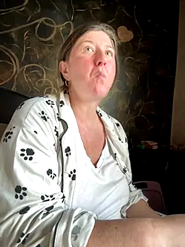 Snapshot of Natali_UA chatting on 10-30-25, 11:55 Natali UA online show from 10-30-25, 11:55