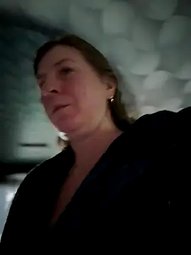 Snapshot of Natali_UA chatting on 11-17-25, 09:26 Natali UA online show from 11-17-25, 09:26