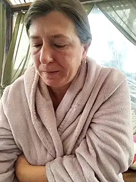 Snapshot of Natali_UA chatting on 11-23-25, 08:25 Natali UA online show from 11-23-25, 08:25