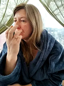 Snapshot of Natali_UA chatting on 11-28-25, 07:11 Natali UA online show from 11-28-25, 07:11